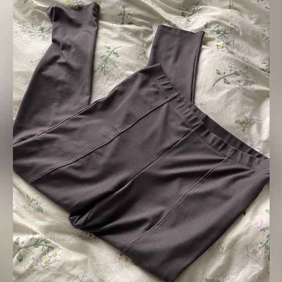 Grey Ribbed Leggings with Slit - Picture 8 of 10